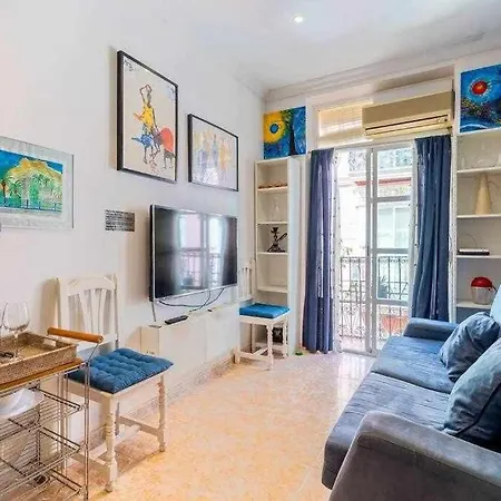 Dirdam Cascoantiguo -roof -4 Min Playa Alicante